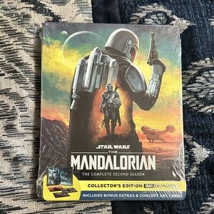 Star Wars The Mandalorian Season 2 Collector's Edition